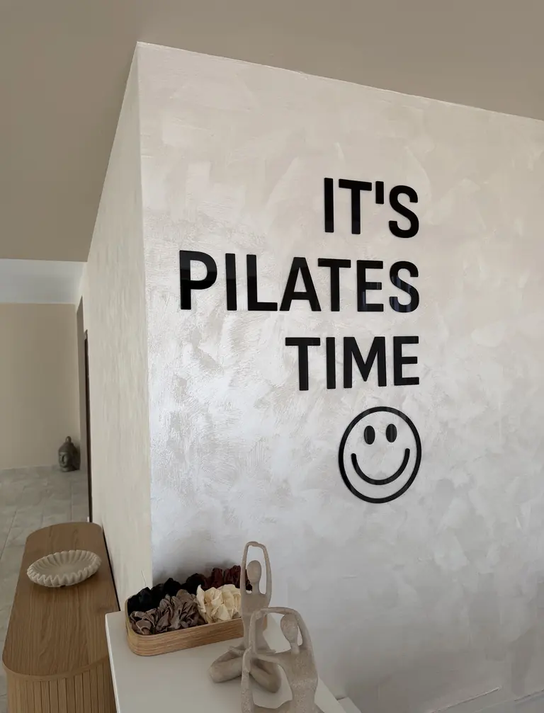 Стенопис в Pilates Varna студиото
